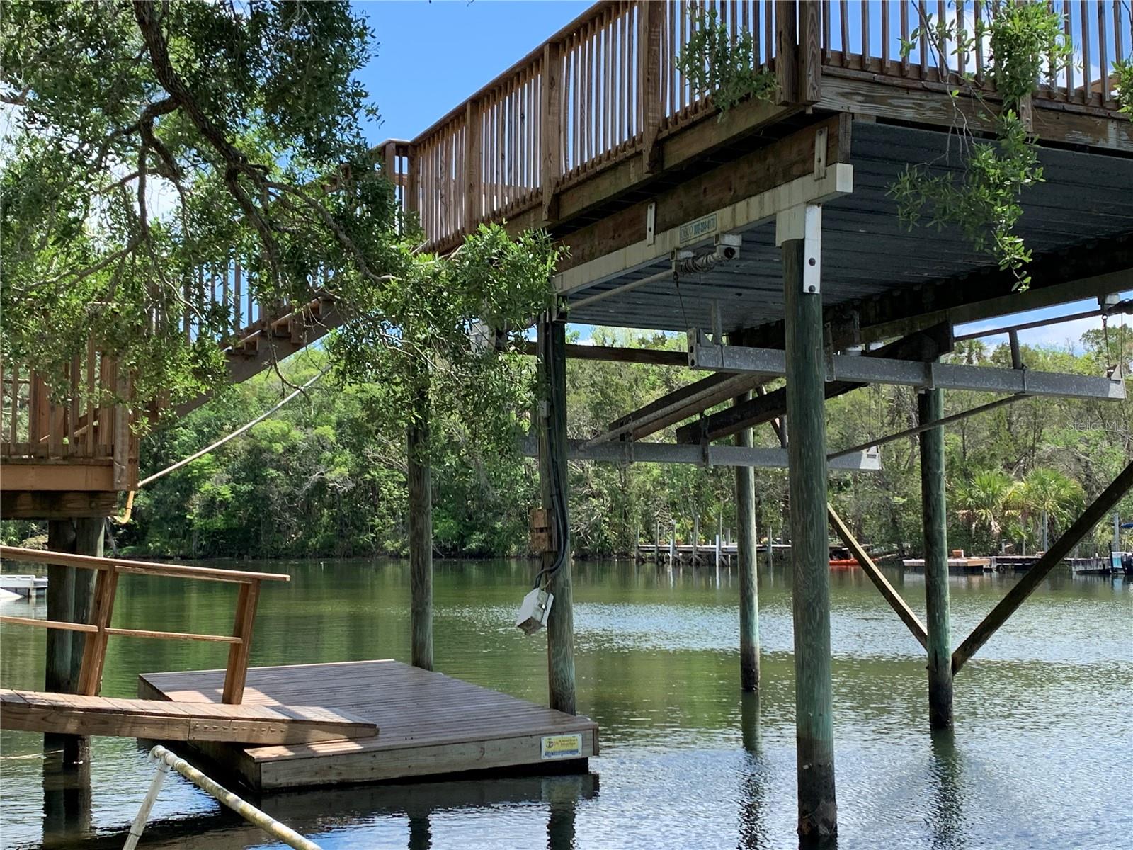 Image 4 of 6 For 1045 Crescent Drive