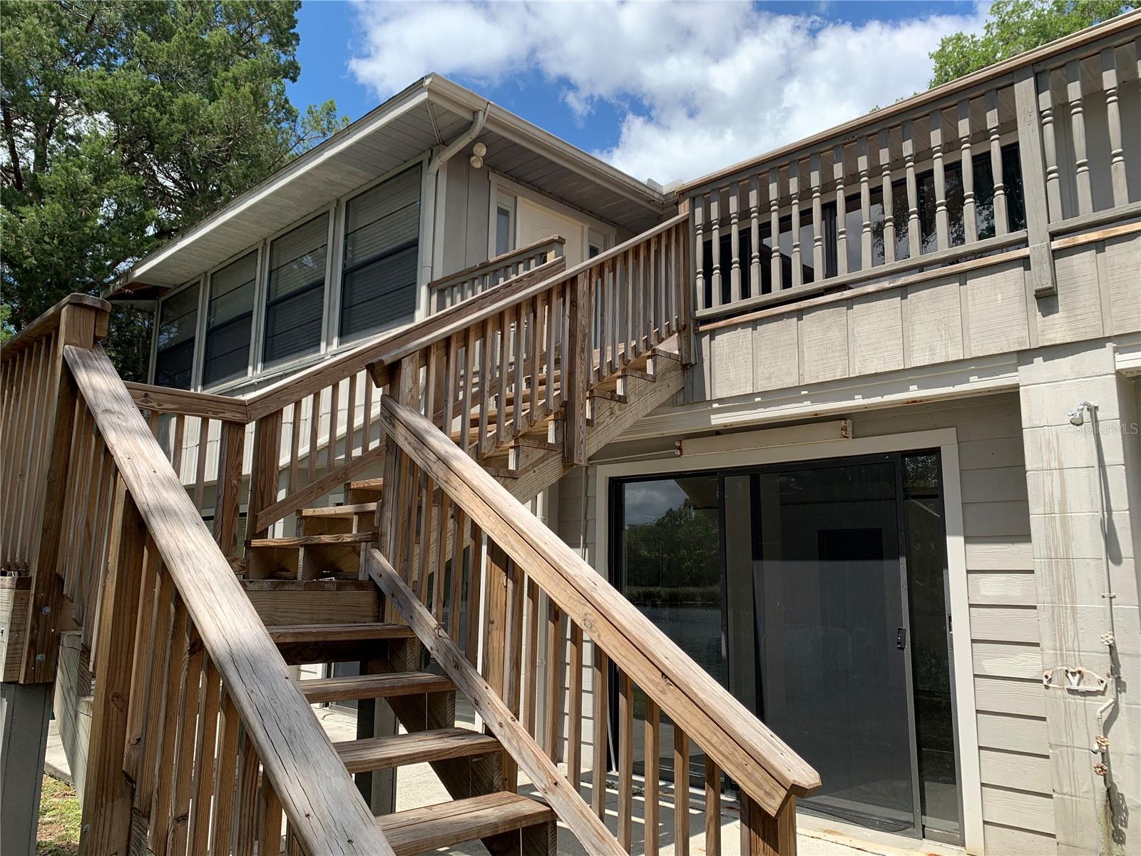 Image 6 of 6 For 1045 Crescent Drive