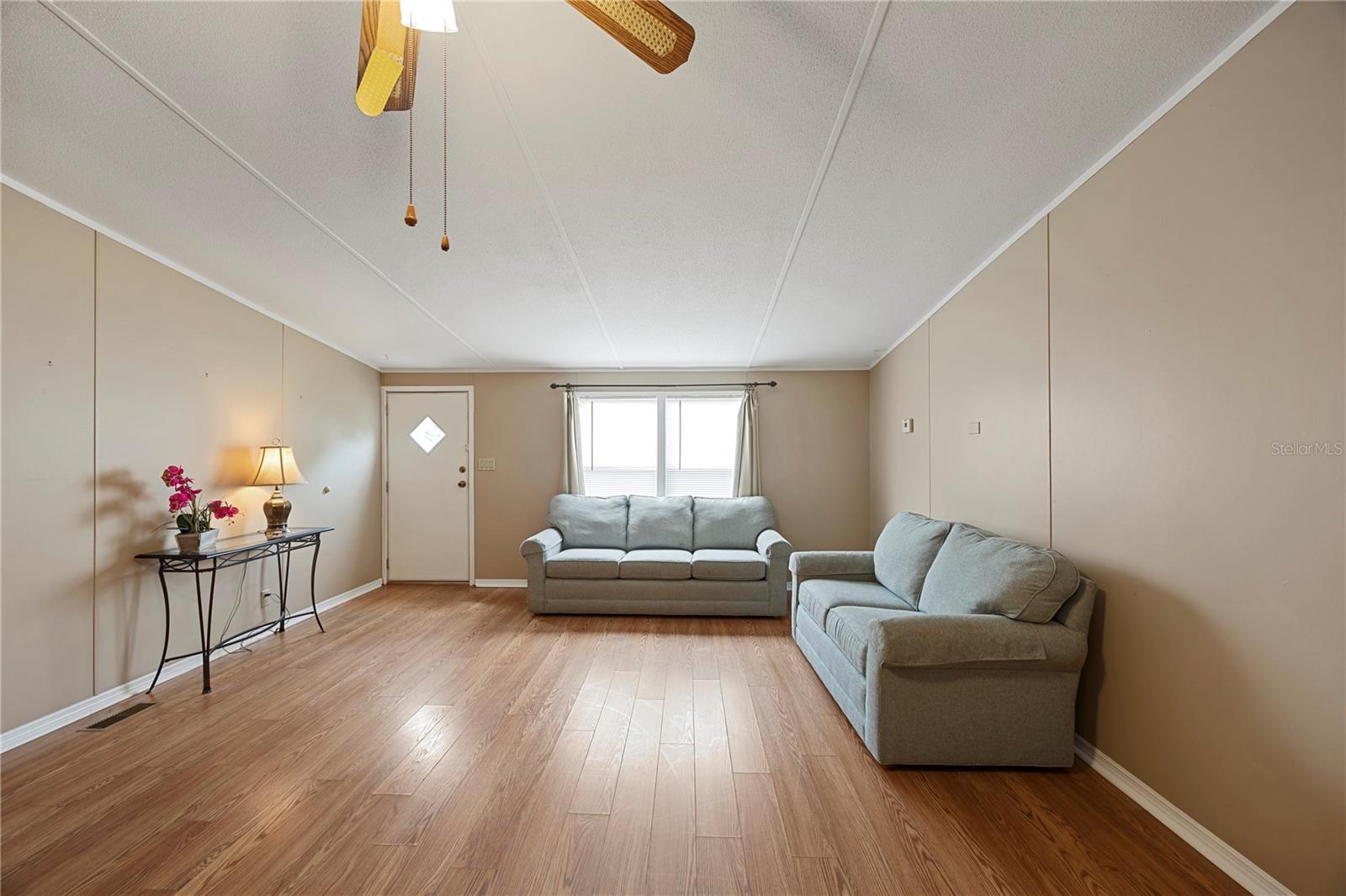 Image 11 of 34 For 36833 Shadow Hill Drive