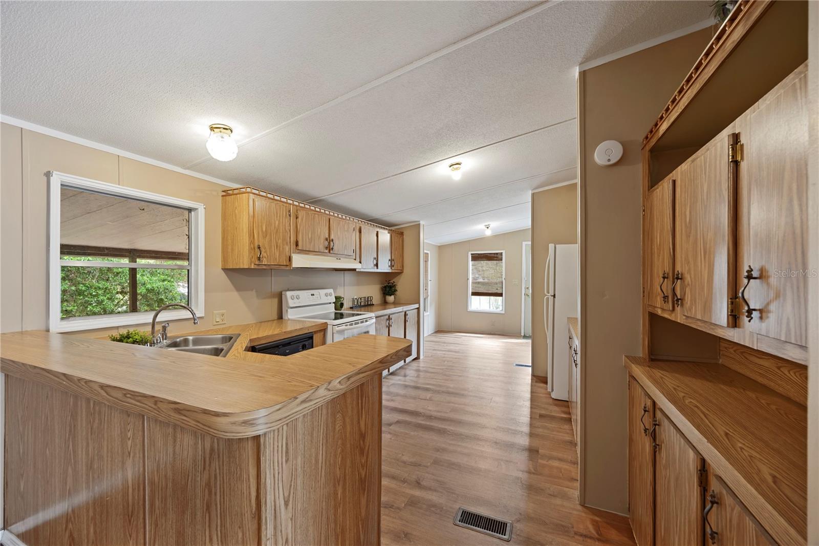 Image 24 of 34 For 36833 Shadow Hill Drive