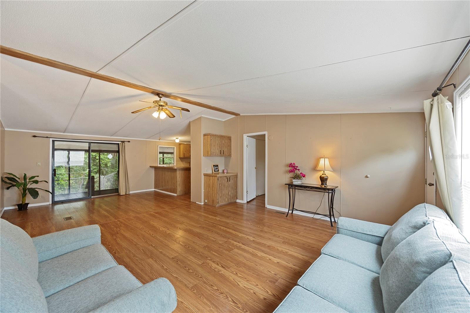 Image 6 of 34 For 36833 Shadow Hill Drive