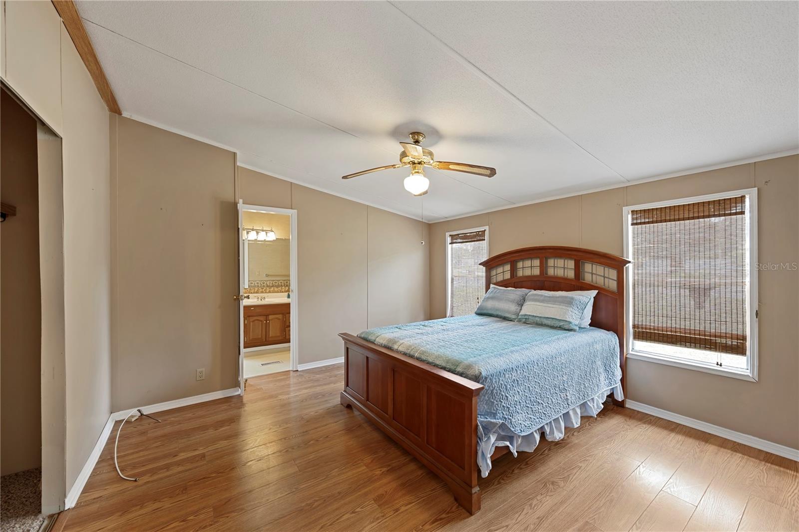 Image 7 of 34 For 36833 Shadow Hill Drive