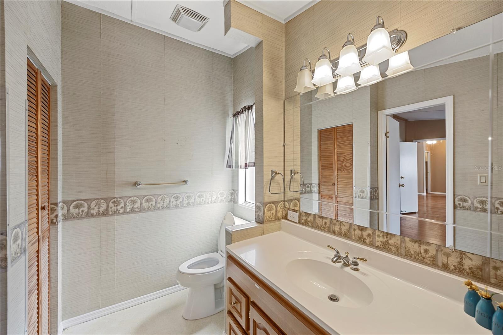 Image 9 of 34 For 36833 Shadow Hill Drive