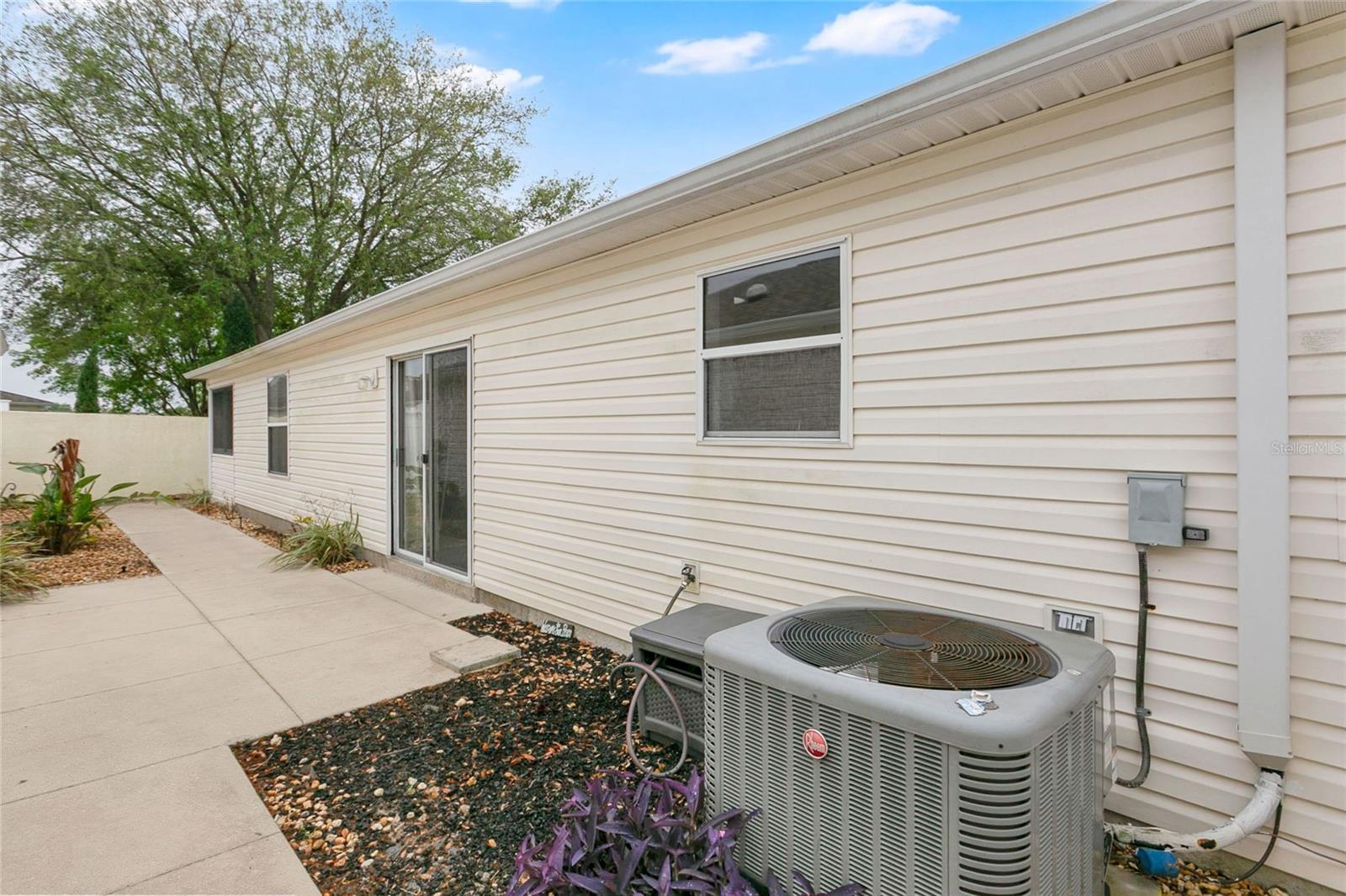 Image 27 of 34 For 9108 177th Belmont Place