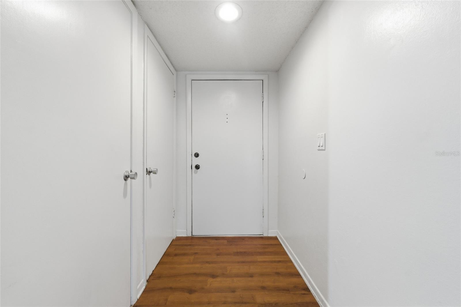 Image 21 of 33 For 6060 Peregrine Avenue 17e