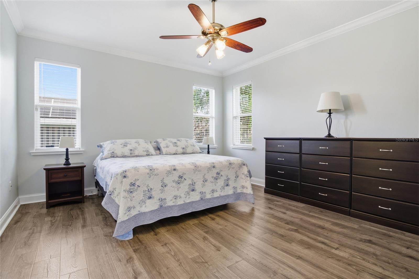 Image 11 of 49 For 12841 Valley Ridge Road