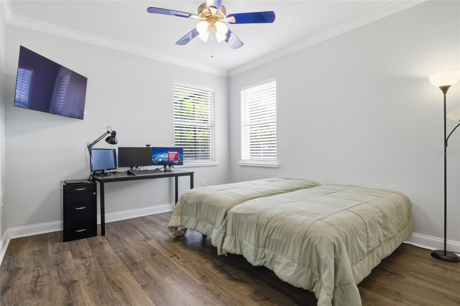 Image 21 of 49 For 12841 Valley Ridge Road