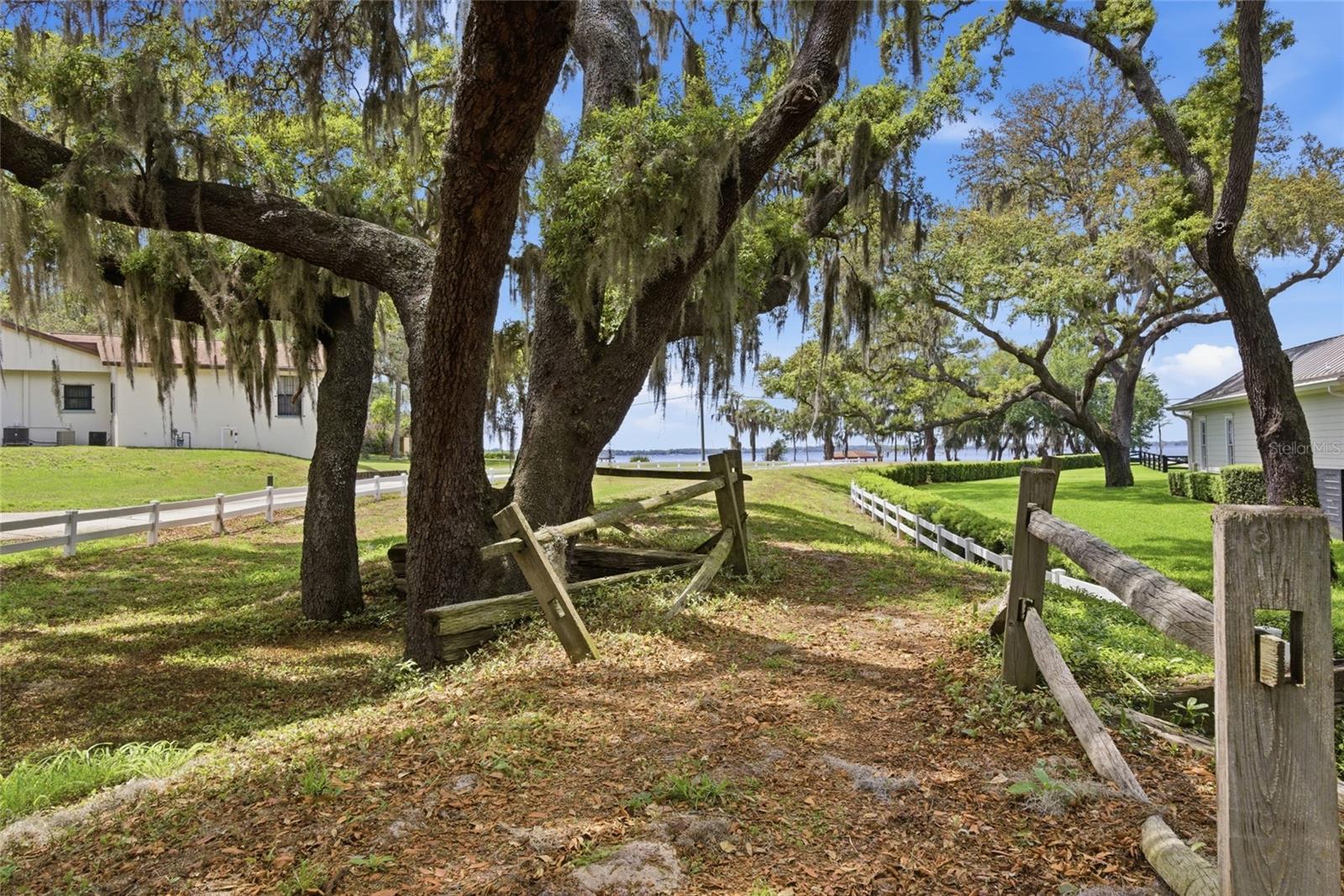 Image 41 of 49 For 12841 Valley Ridge Road