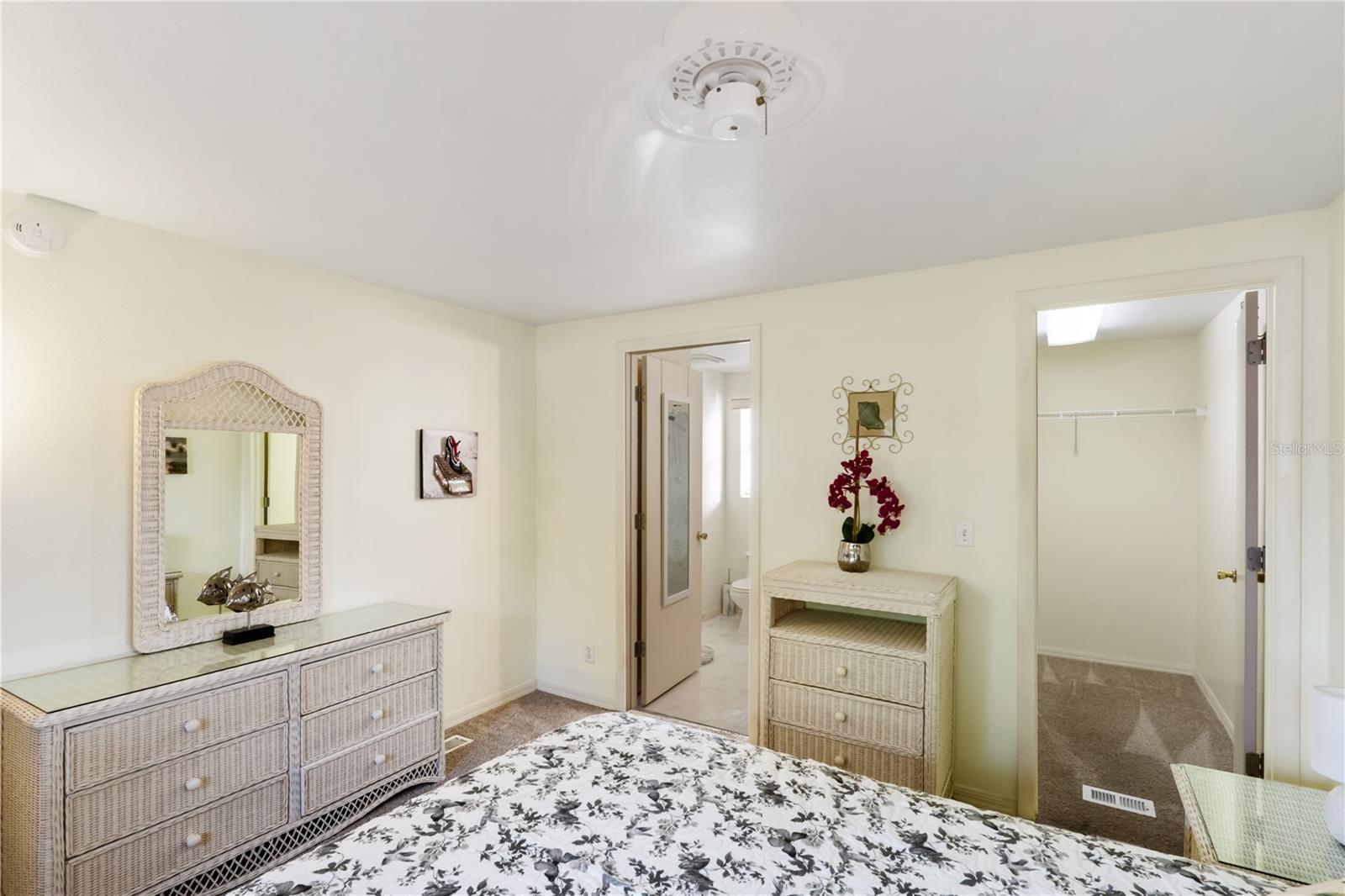 Image 18 of 34 For 1306 Debra Drive