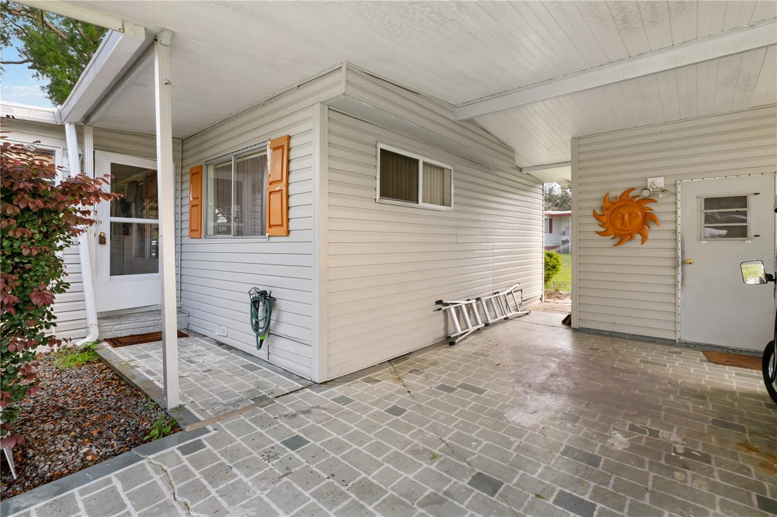 Image 2 of 34 For 1306 Debra Drive