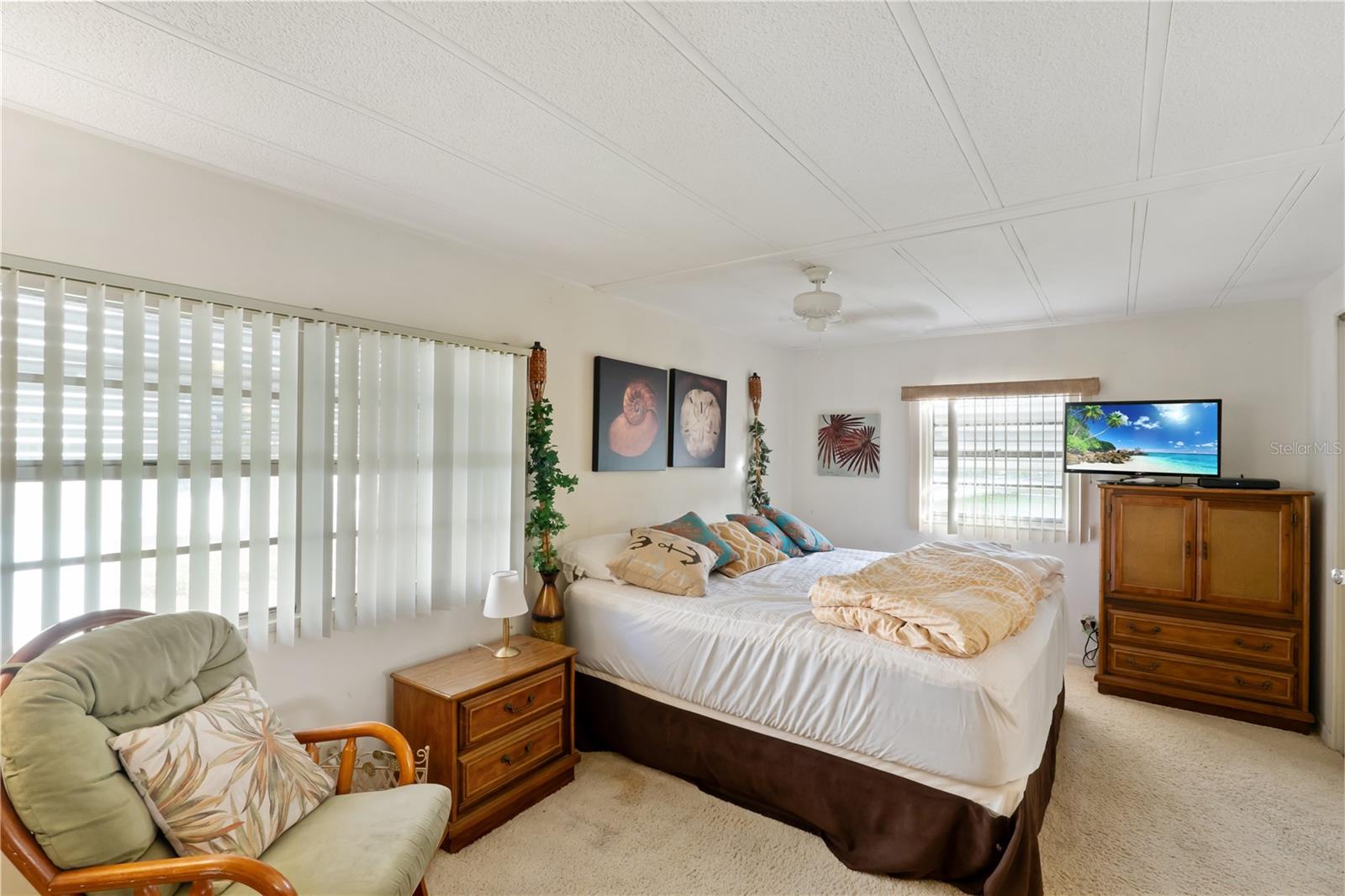 Image 22 of 34 For 1306 Debra Drive