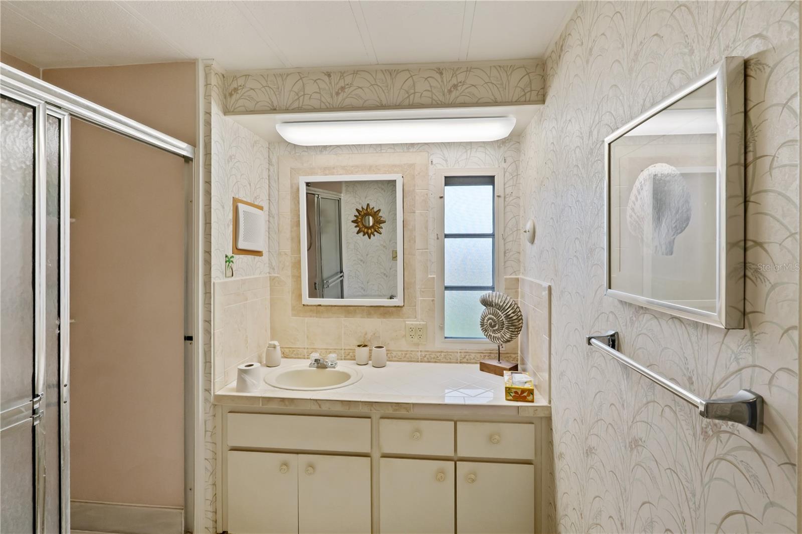 Image 25 of 34 For 1306 Debra Drive