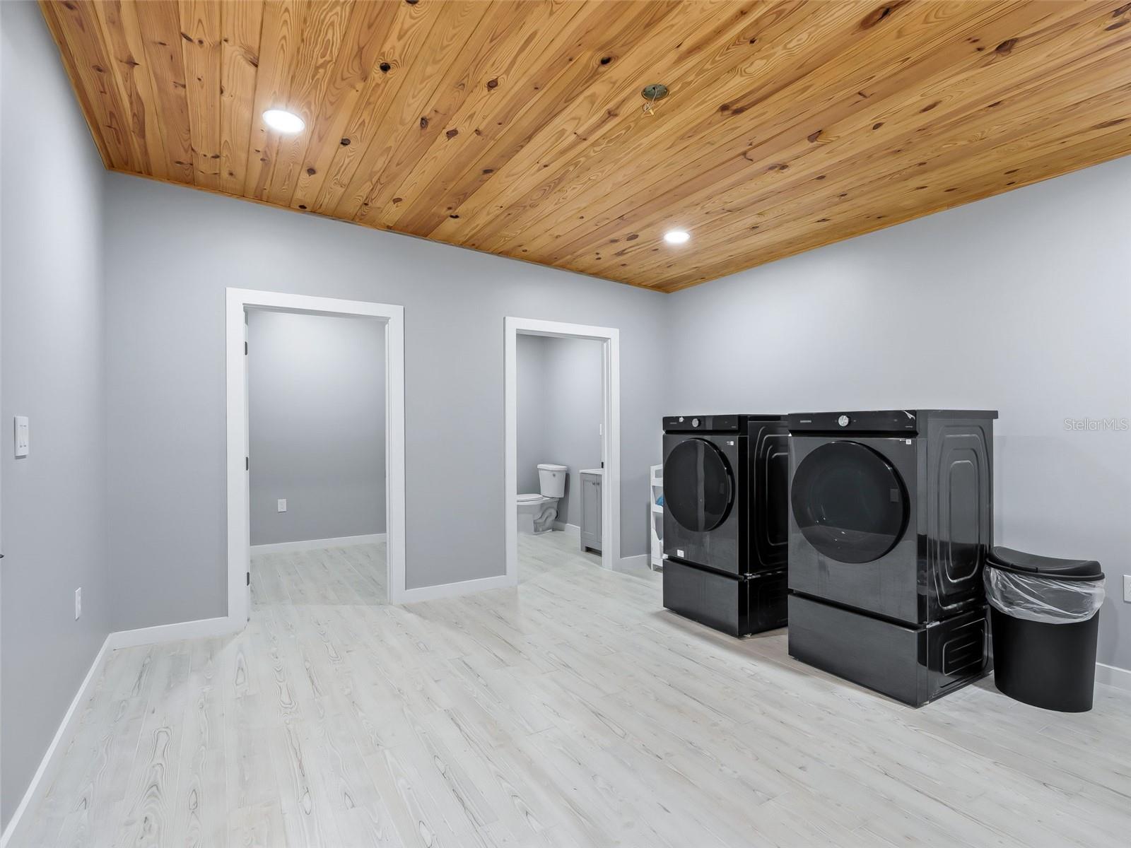 Image 10 of 88 For 1285 102nd Boulevard