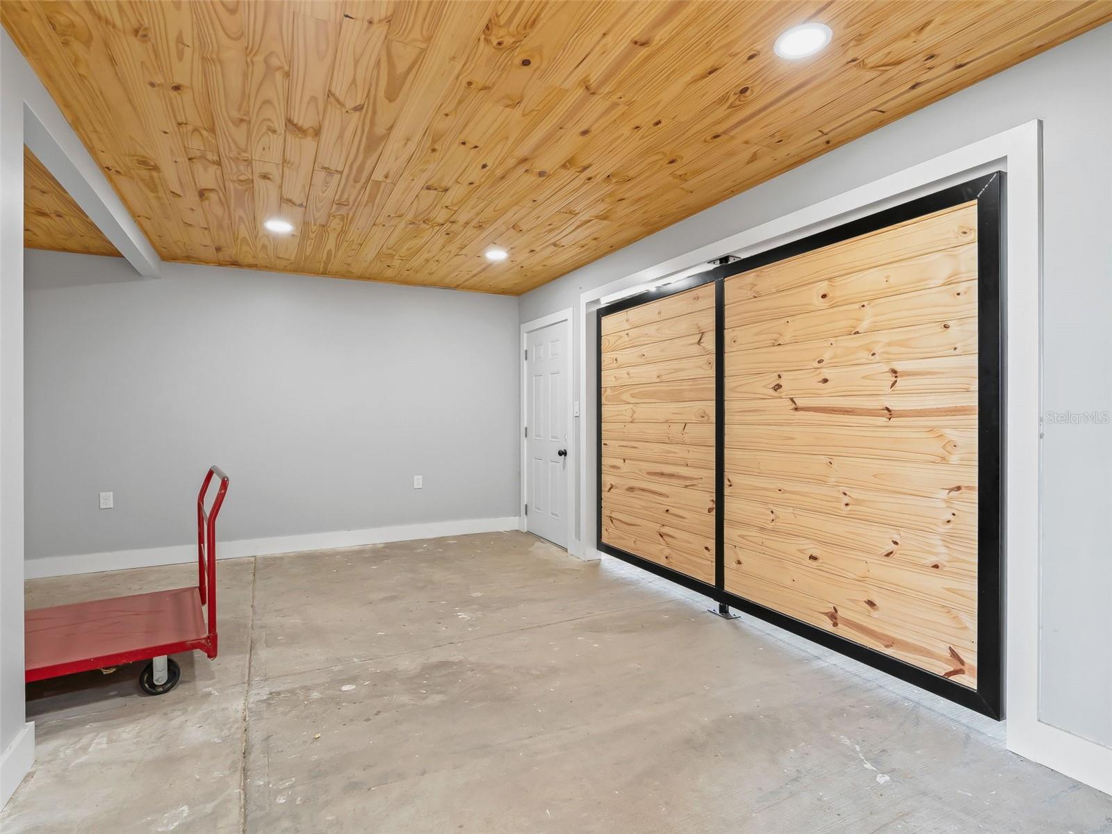 Image 15 of 88 For 1285 102nd Boulevard