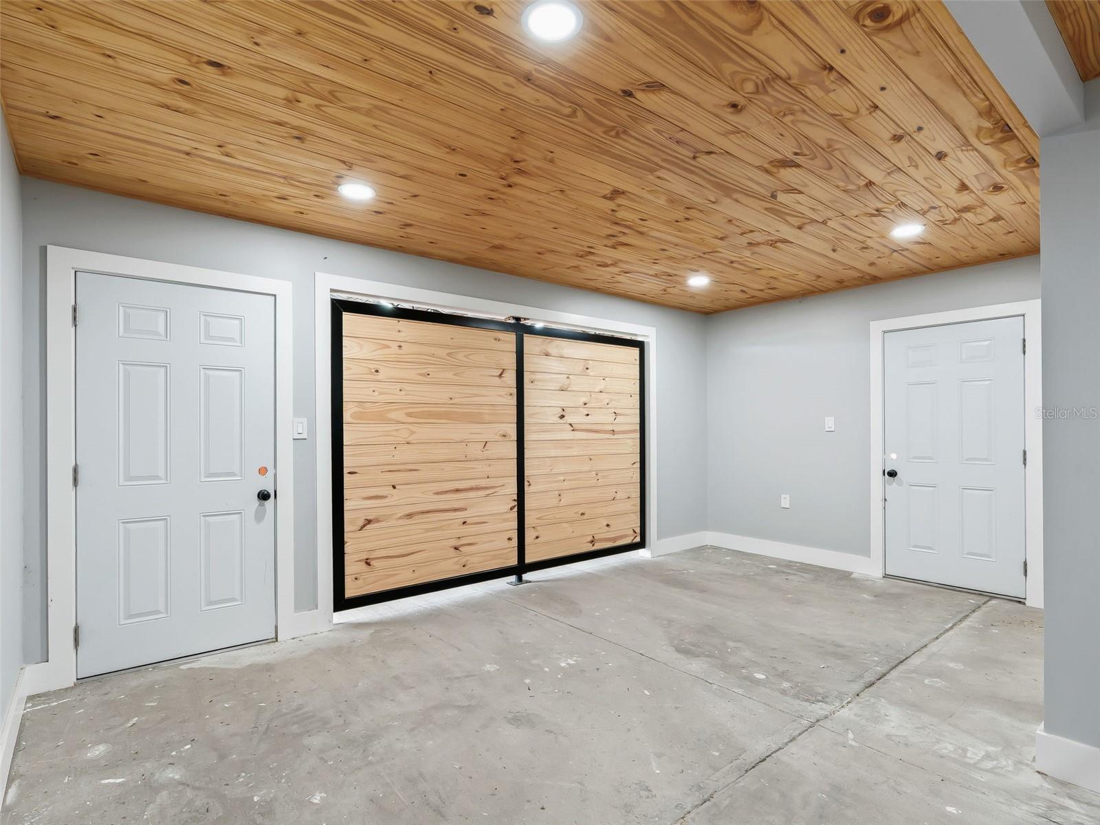 Image 17 of 88 For 1285 102nd Boulevard