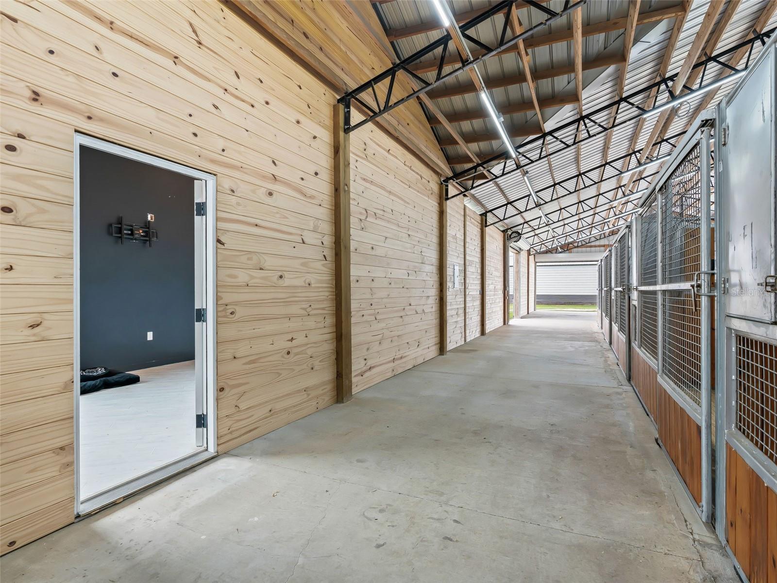 Image 29 of 88 For 1285 102nd Boulevard