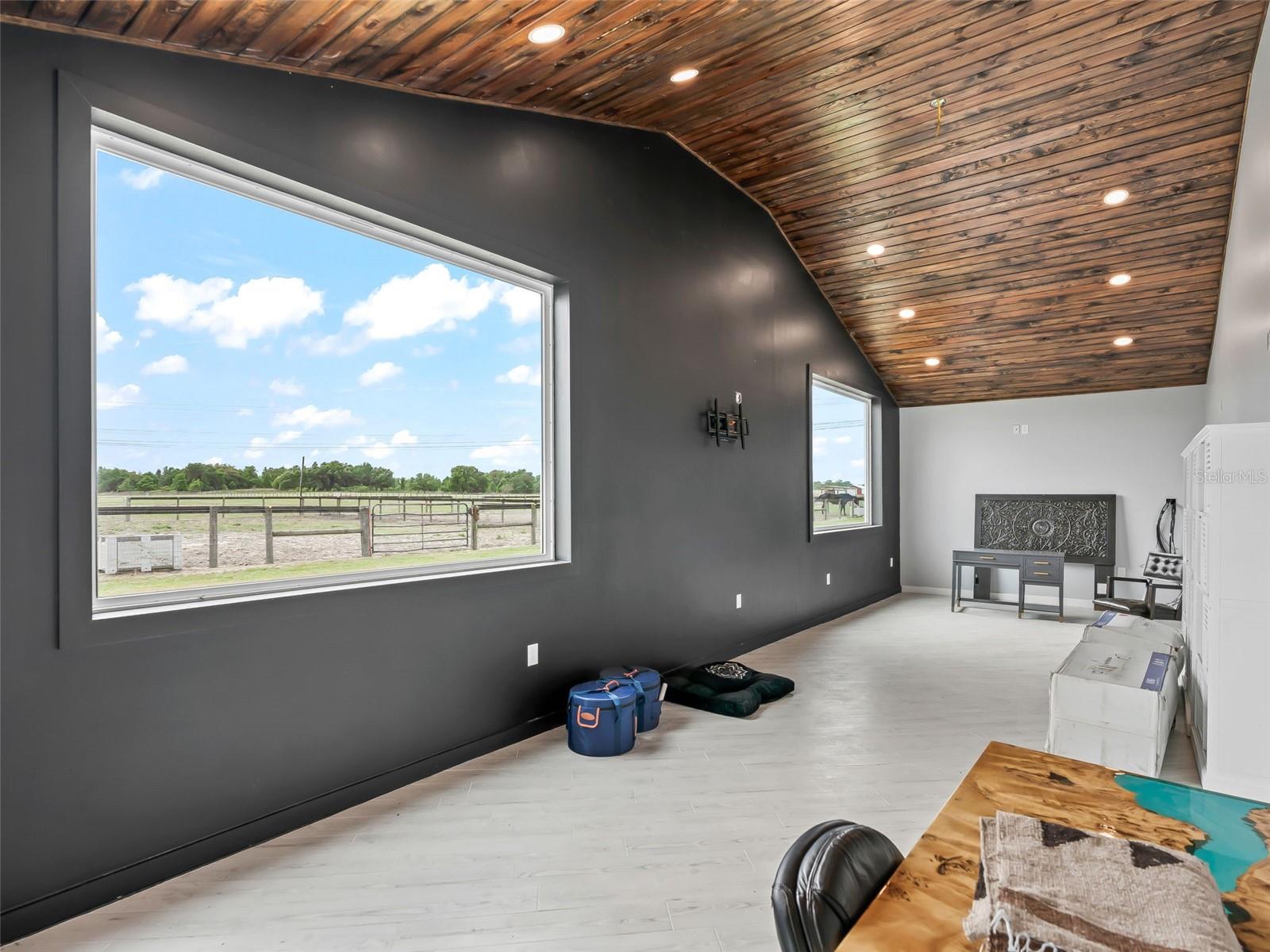 Image 31 of 88 For 1285 102nd Boulevard