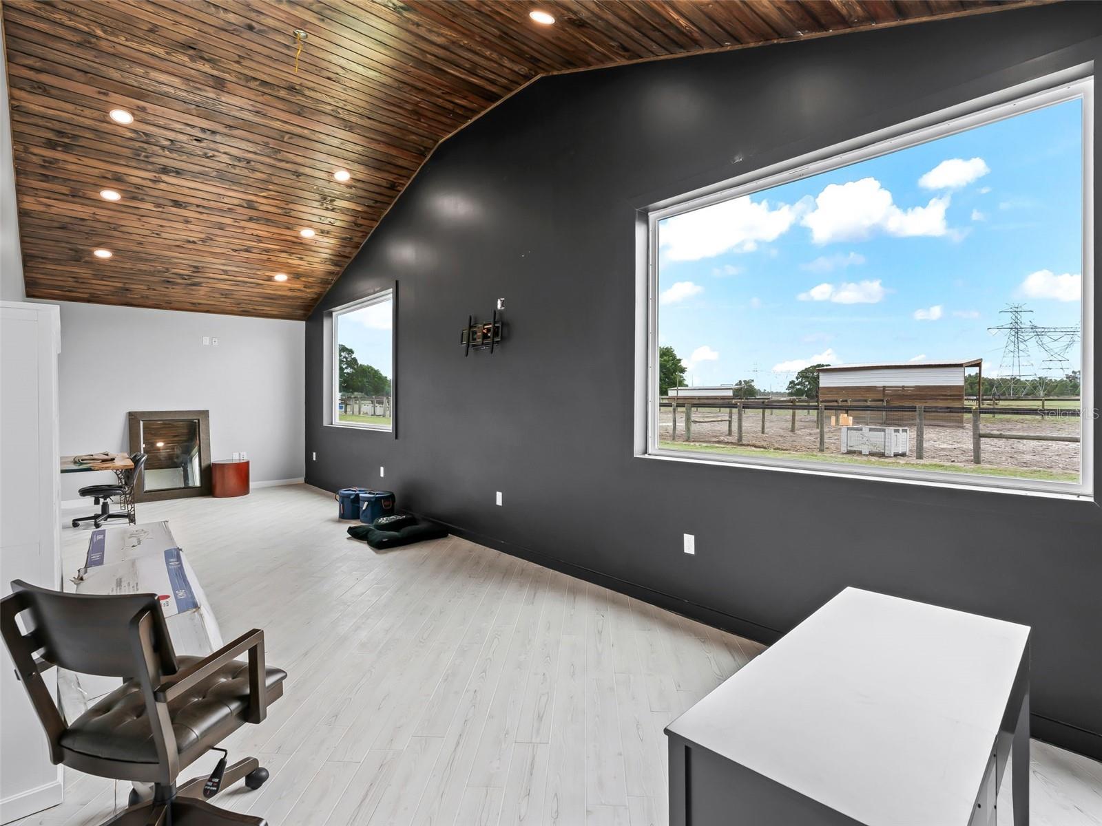 Image 32 of 88 For 1285 102nd Boulevard