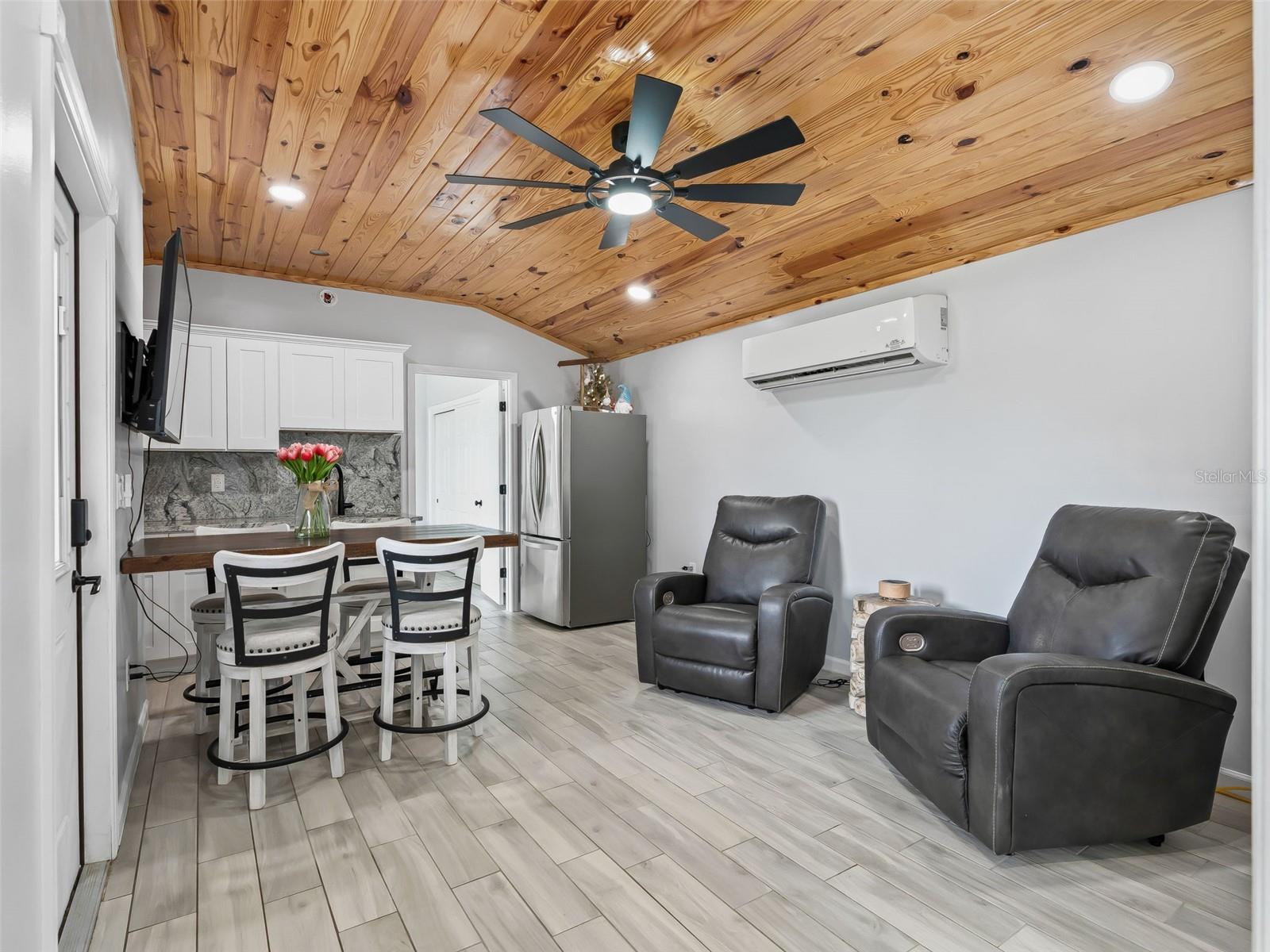 Image 38 of 88 For 1285 102nd Boulevard