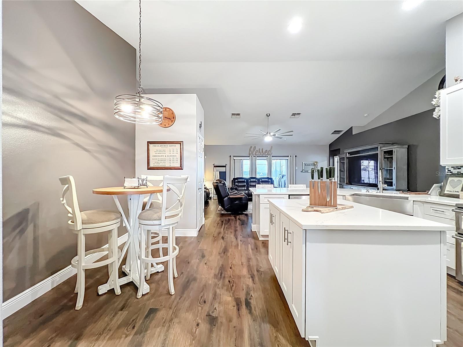 Image 31 of 71 For 135 Blackstone Creek Rd