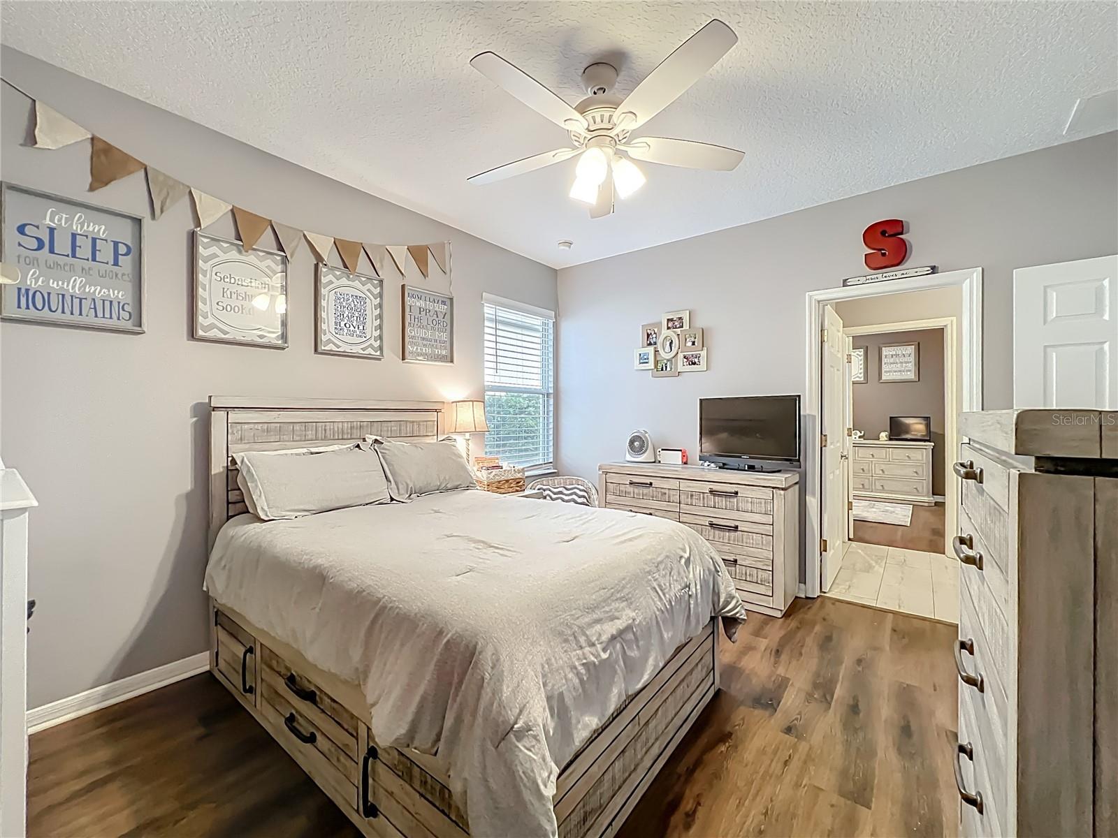 Image 36 of 71 For 135 Blackstone Creek Rd