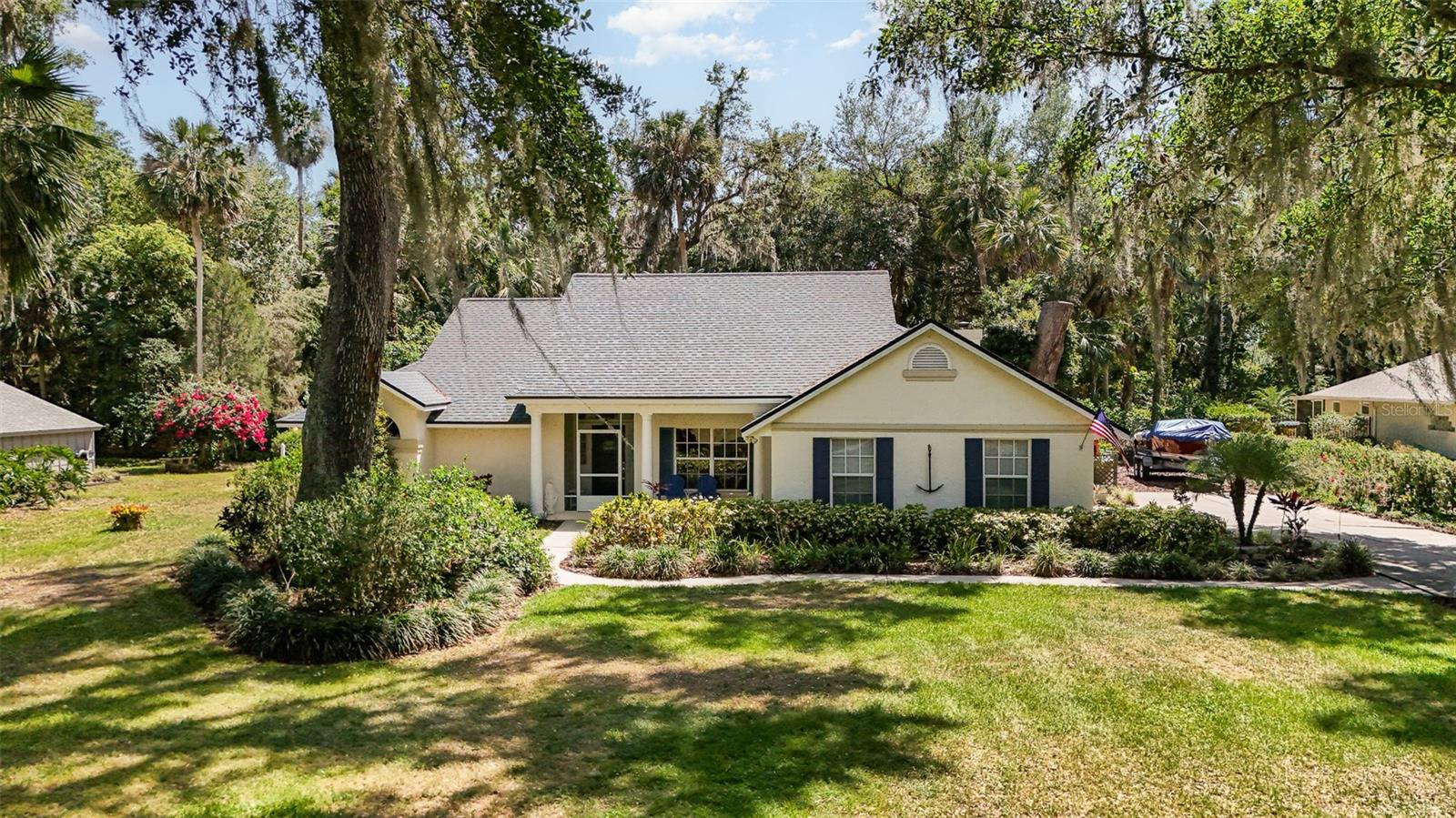 Details for 16730 Beauclaire Court, TAVARES, FL 32778