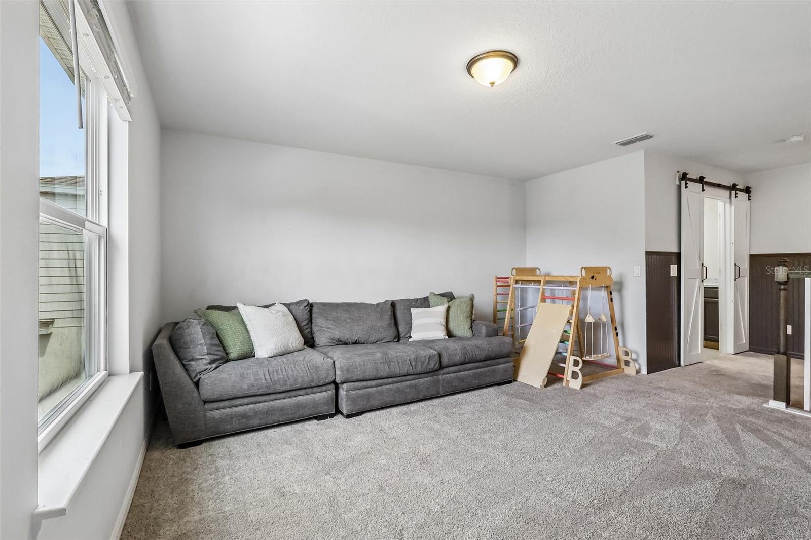 Image 18 of 48 For 2575 Auburn Ridge Drive