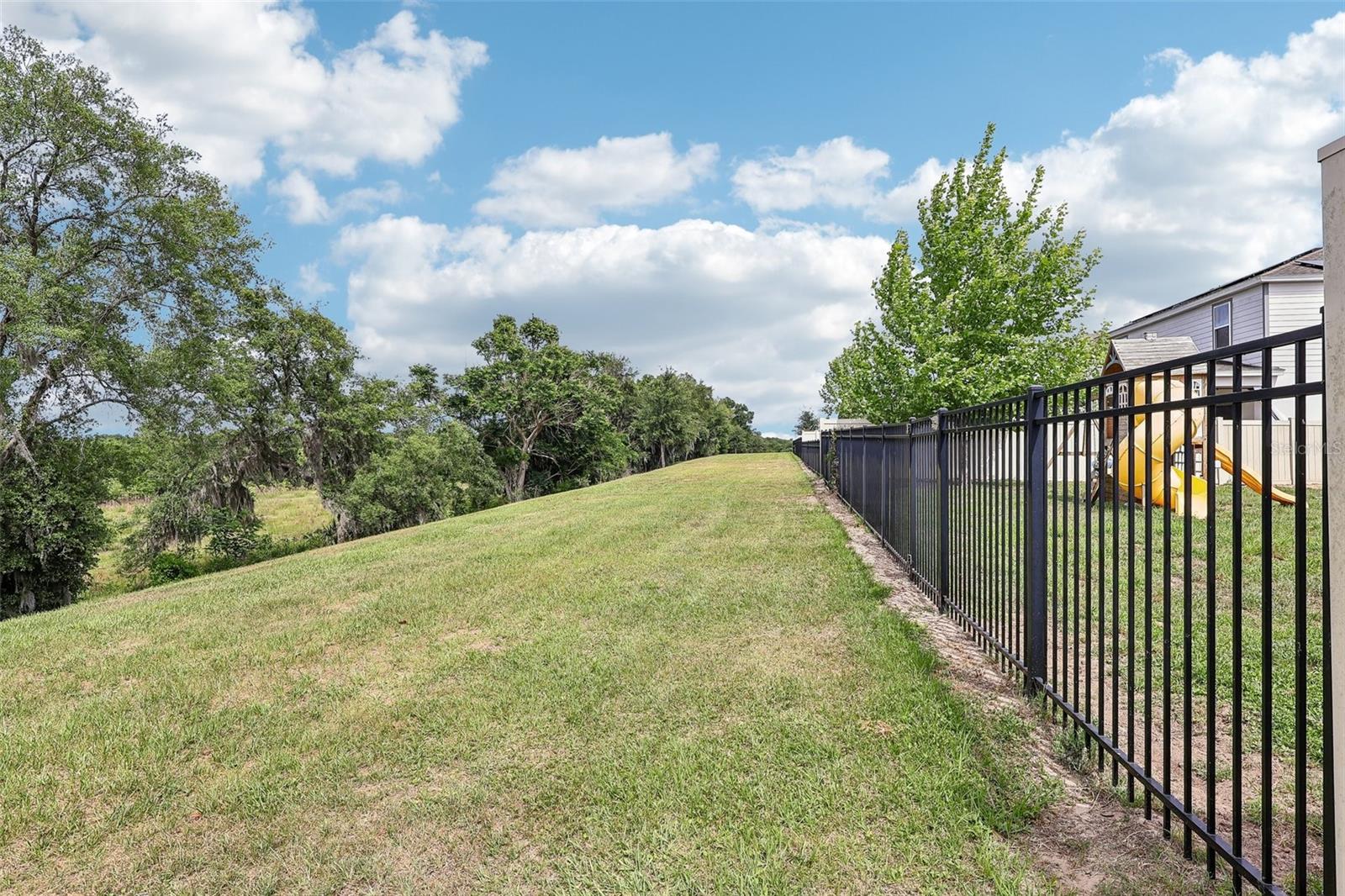 Image 36 of 48 For 2575 Auburn Ridge Drive