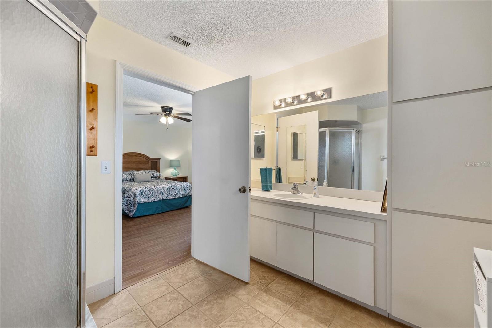 Image 17 of 34 For 10622 179th Lane