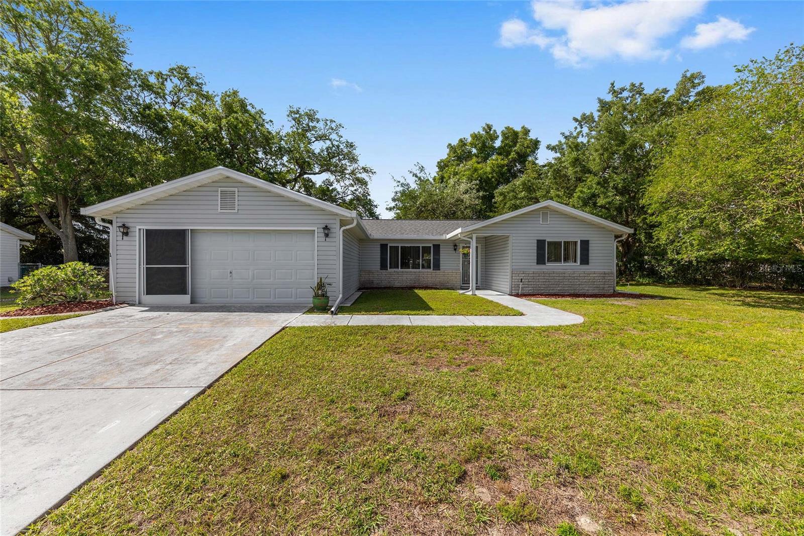 Image 5 of 34 For 10622 179th Lane