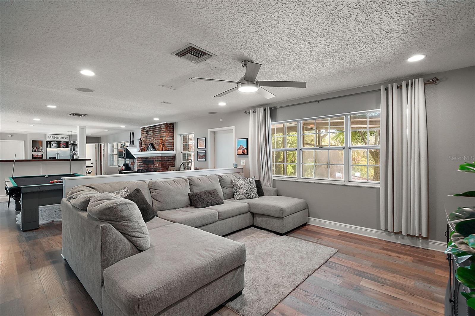 Image 3 of 37 For 705 Summit Court