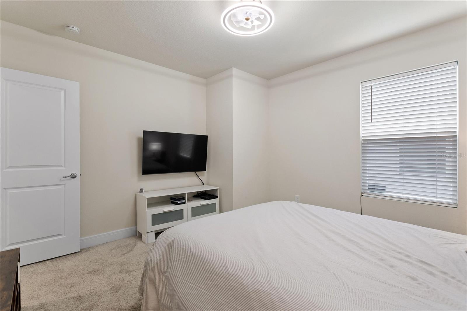 Image 15 of 50 For 17197 Cagan Crossings Boulevard