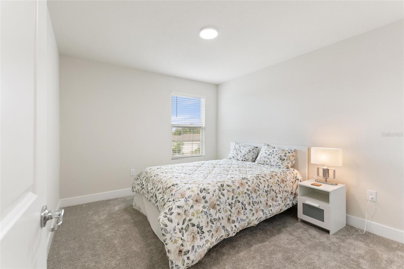 Image 21 of 50 For 17197 Cagan Crossings Boulevard