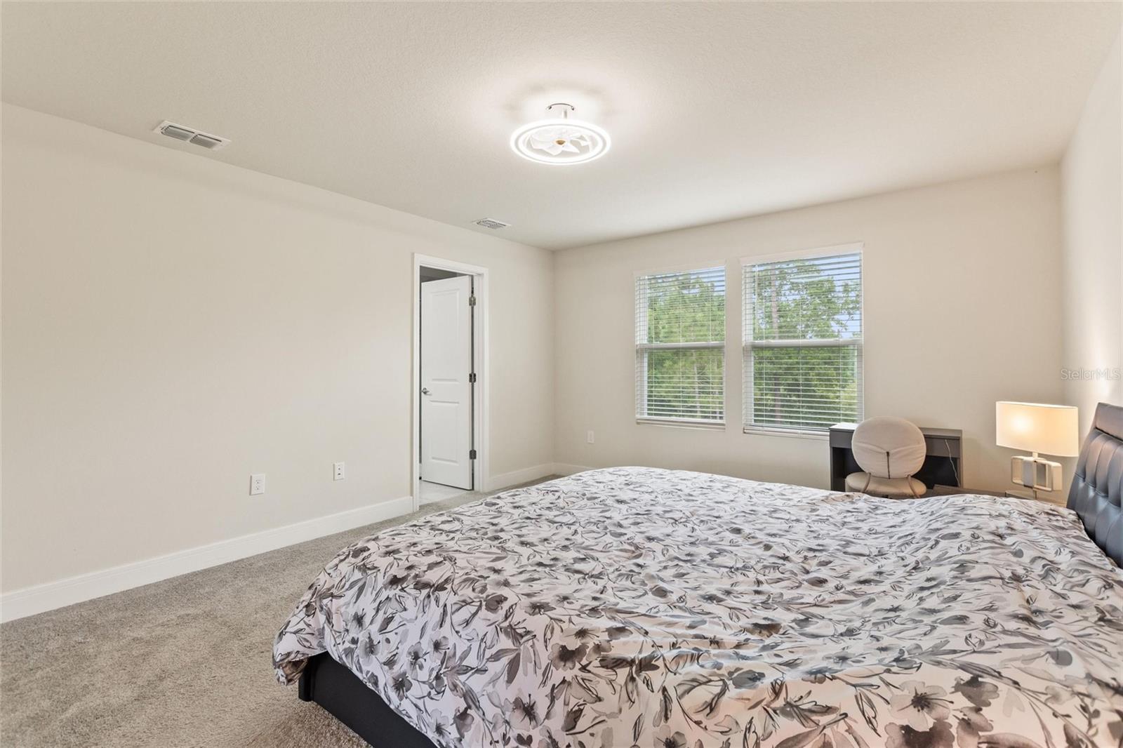 Image 26 of 50 For 17197 Cagan Crossings Boulevard