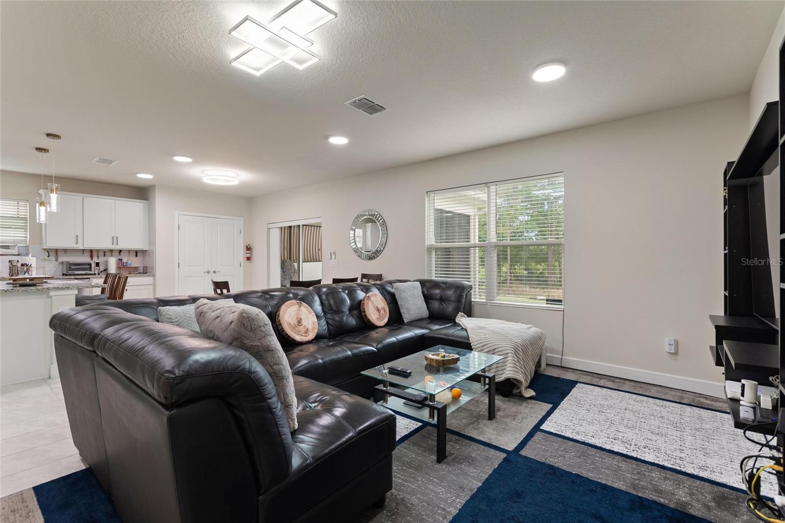 Image 7 of 50 For 17197 Cagan Crossings Boulevard