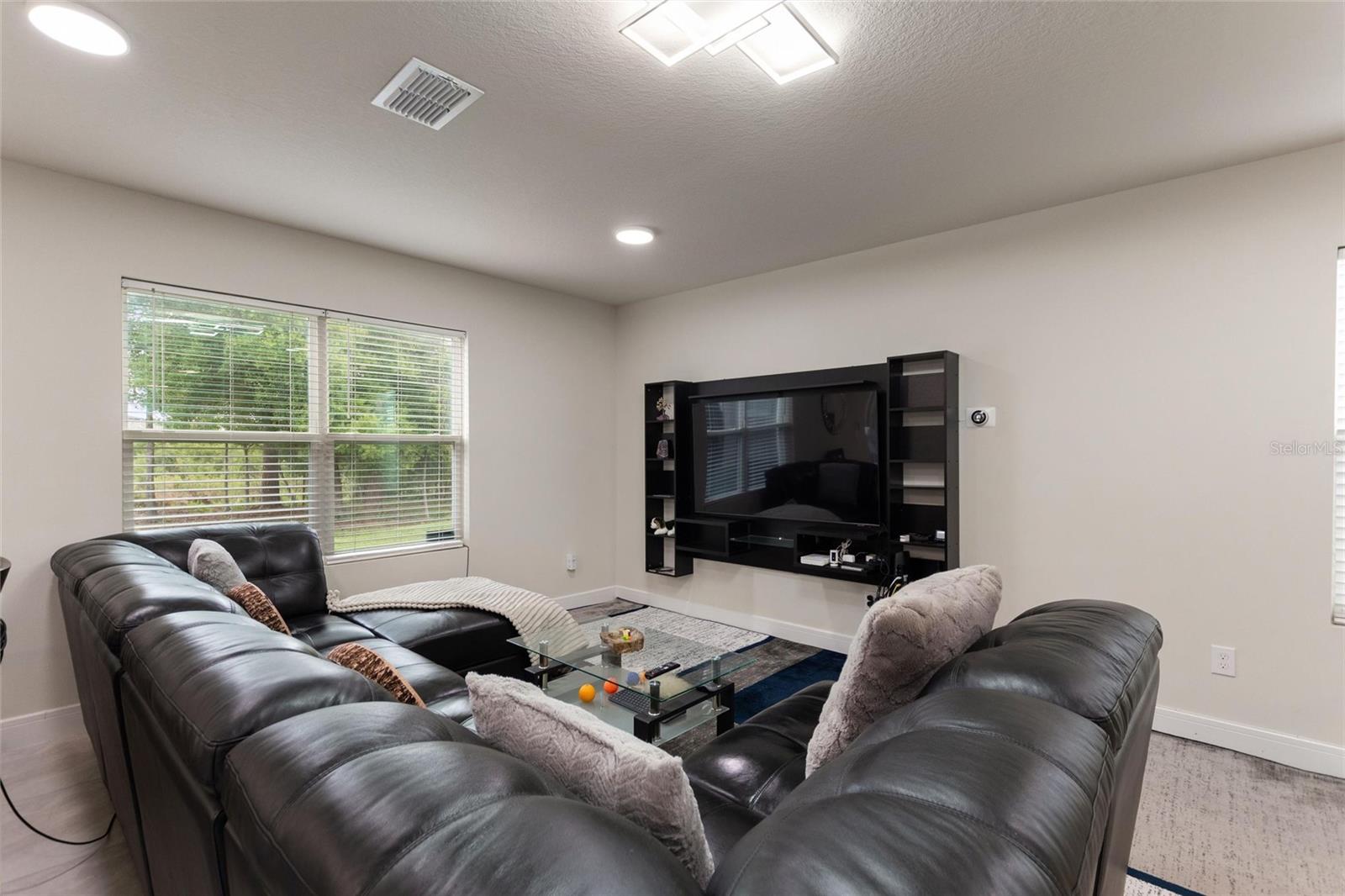 Image 8 of 50 For 17197 Cagan Crossings Boulevard