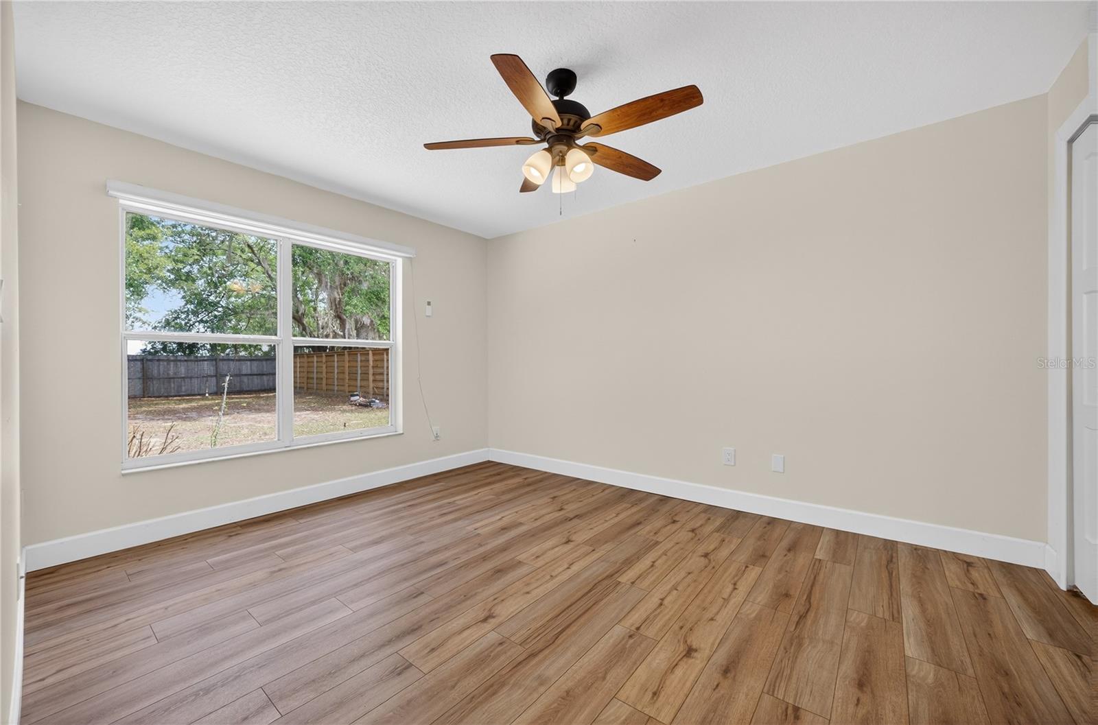 Image 32 of 55 For 10748 Siena Dr