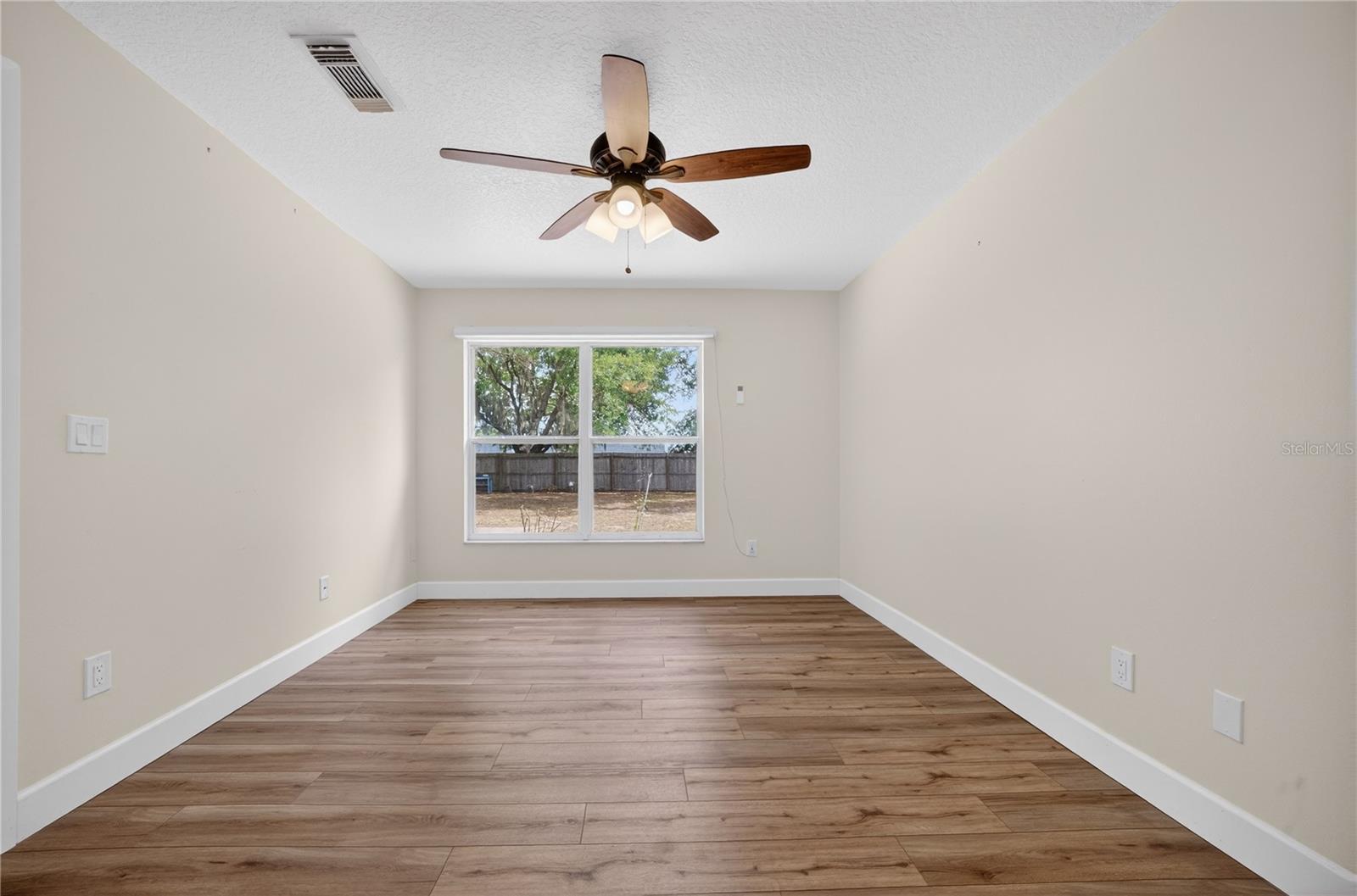 Image 34 of 55 For 10748 Siena Dr