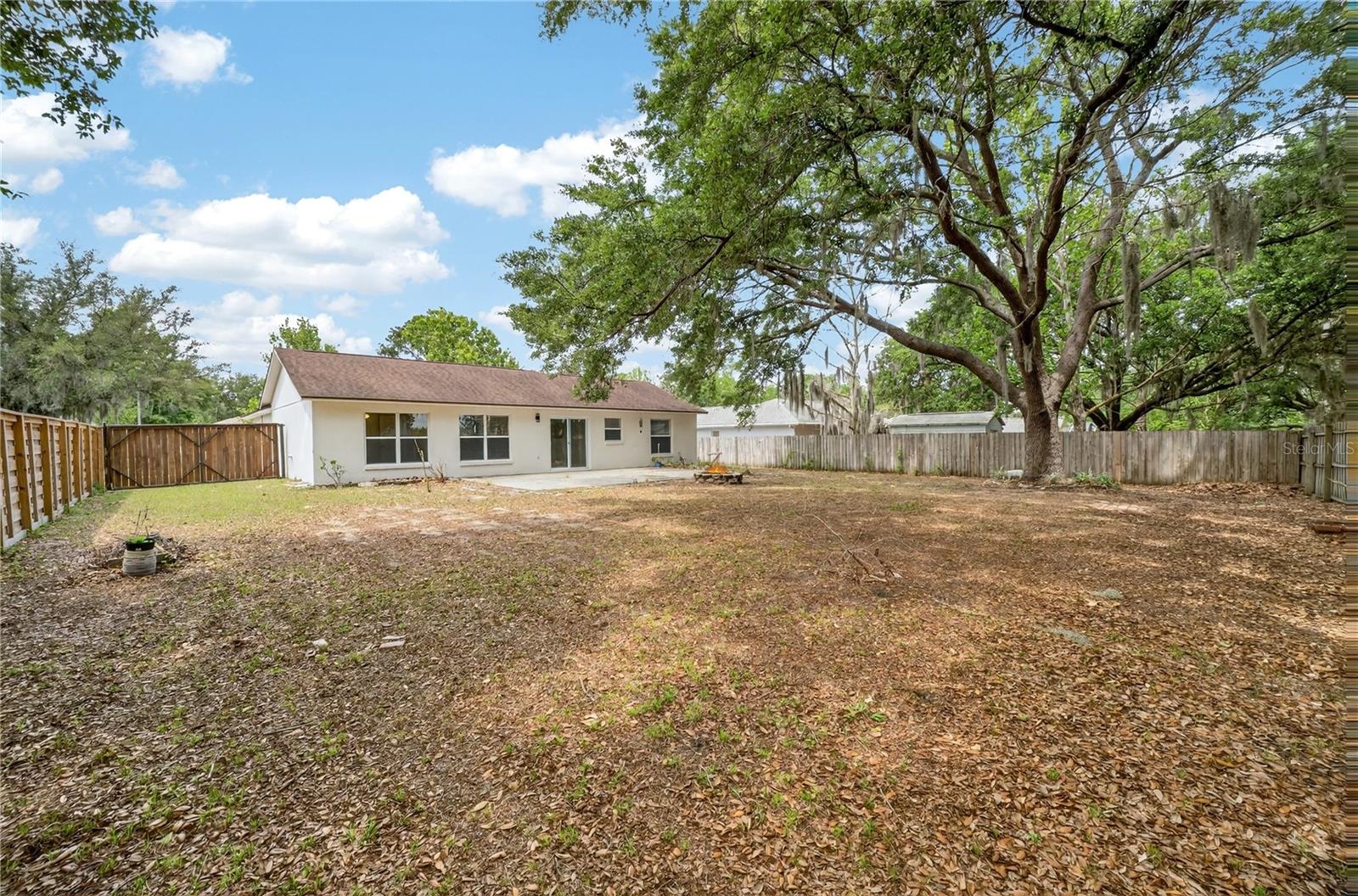 Image 42 of 55 For 10748 Siena Dr