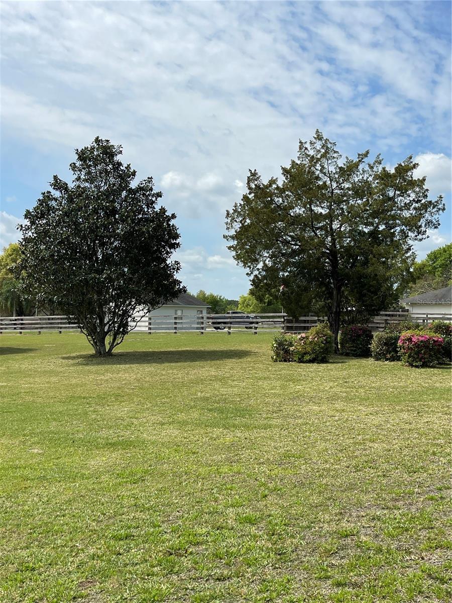 Image 16 of 25 For 15121 175th Street