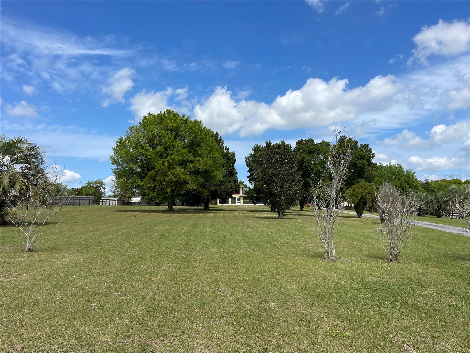 Image 20 of 25 For 15121 175th Street