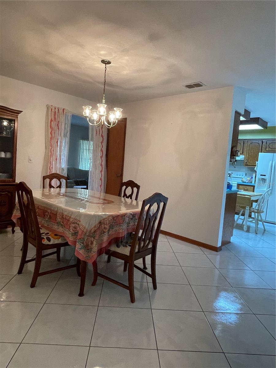 Image 5 of 25 For 15121 175th Street