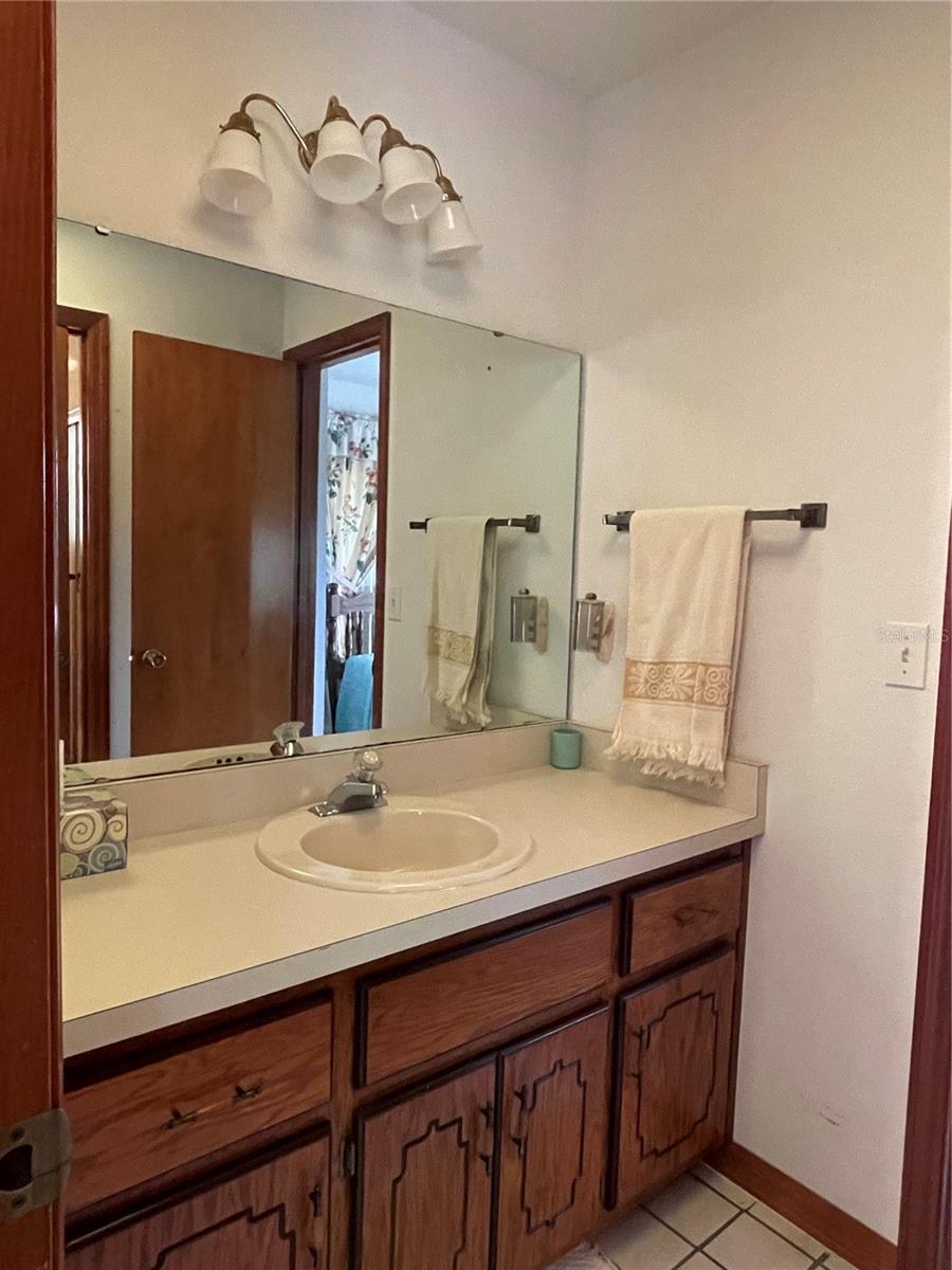 Image 9 of 25 For 15121 175th Street