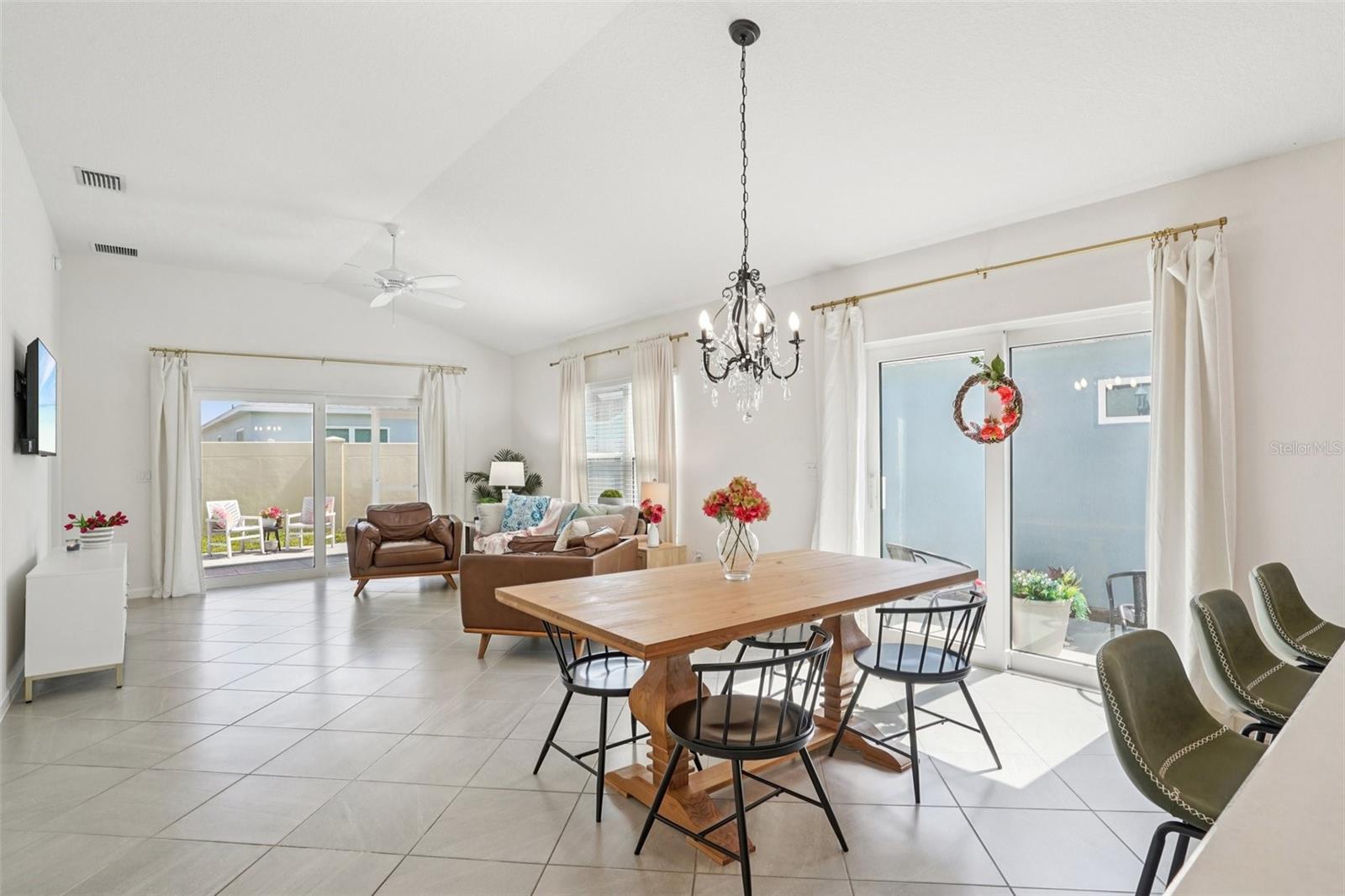 Image 12 of 40 For 1385 Turner Terrace