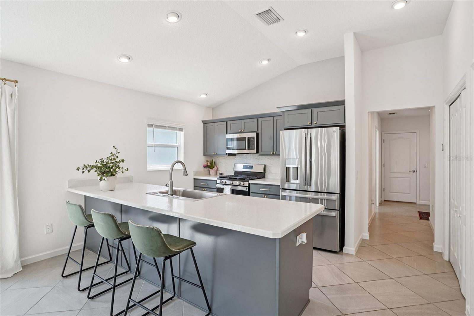 Image 14 of 40 For 1385 Turner Terrace