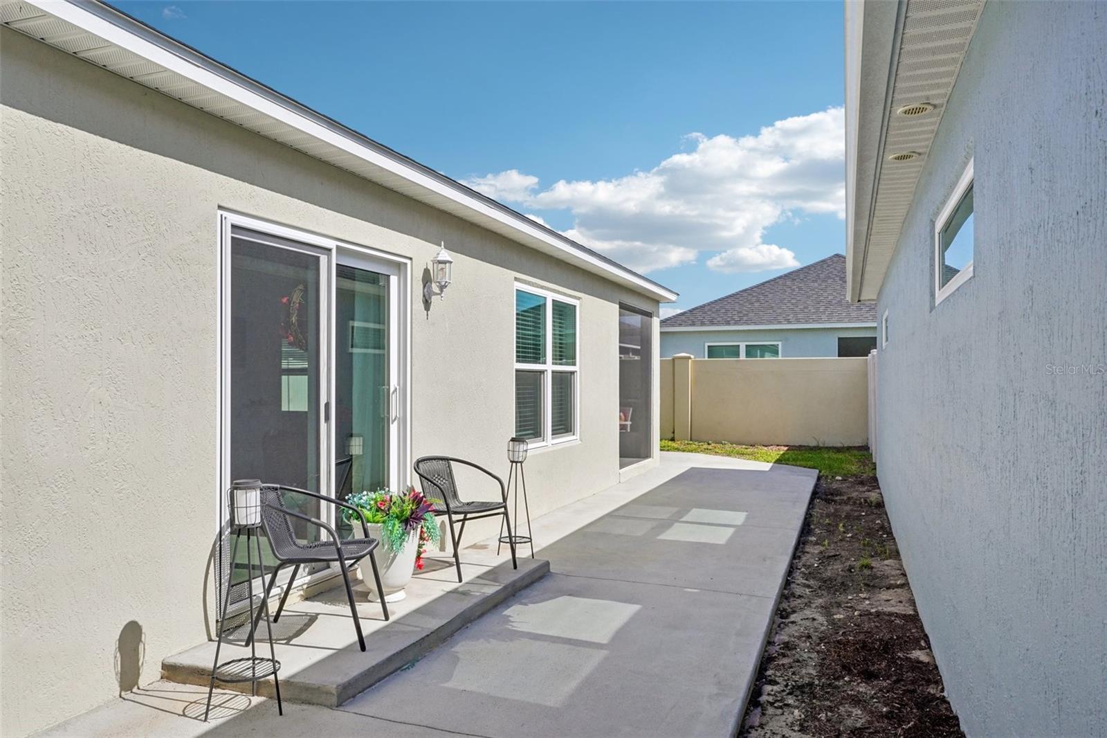 Image 33 of 40 For 1385 Turner Terrace