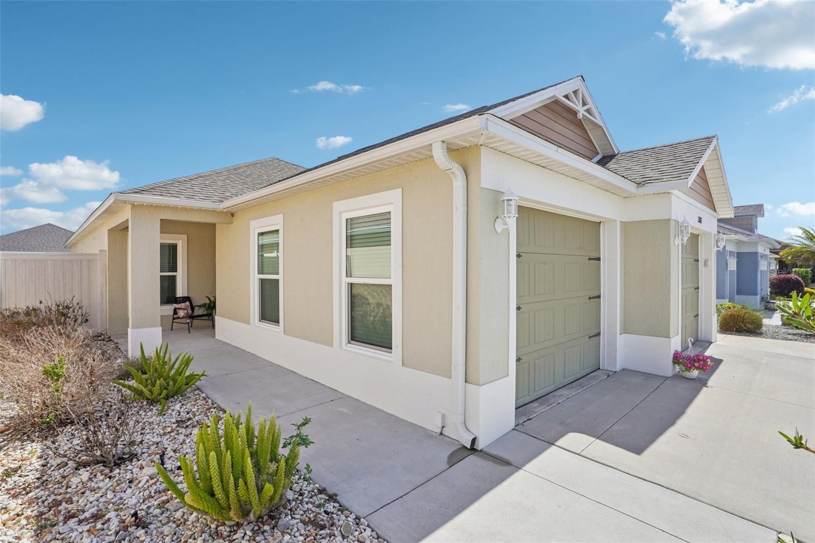 Image 5 of 40 For 1385 Turner Terrace