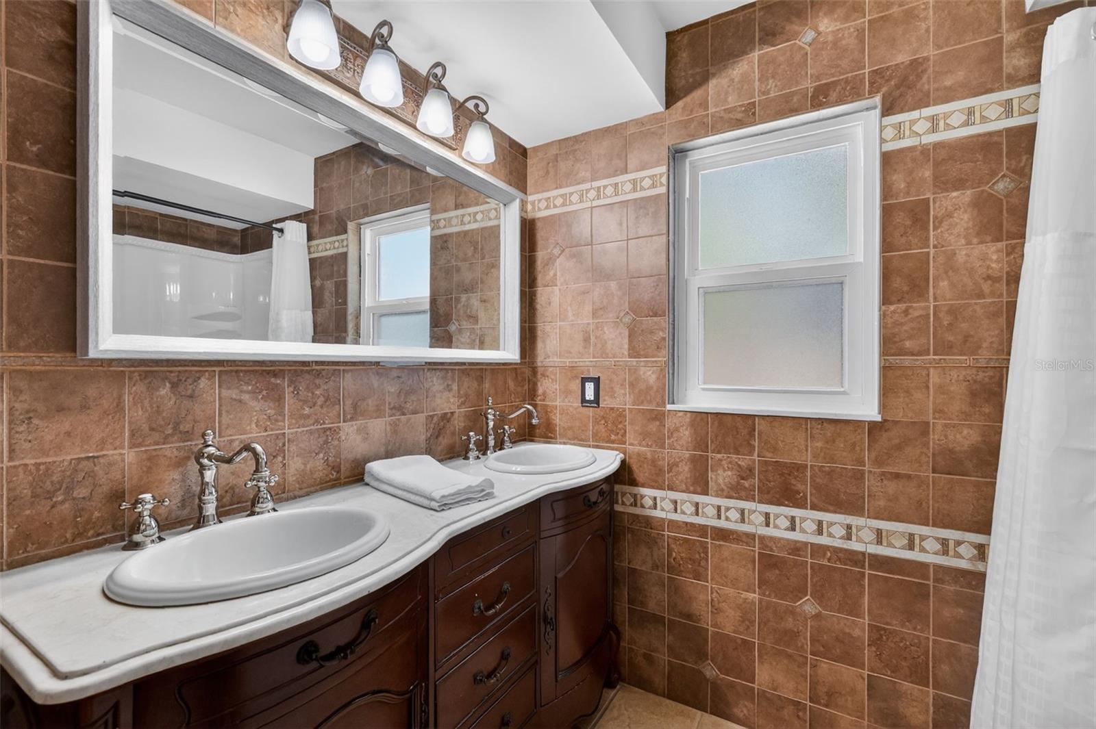 Image 41 of 64 For Address Not Provided