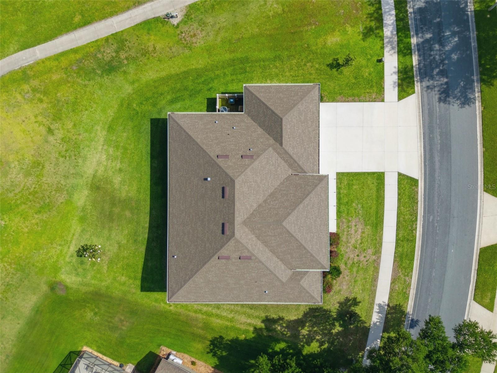 Image 10 of 47 For 14692 Green Valley Boulevard