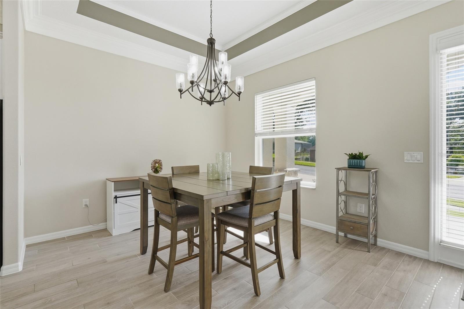 Image 15 of 47 For 14692 Green Valley Boulevard